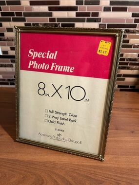 Vintage Gold Beaded Edge Picture Frame